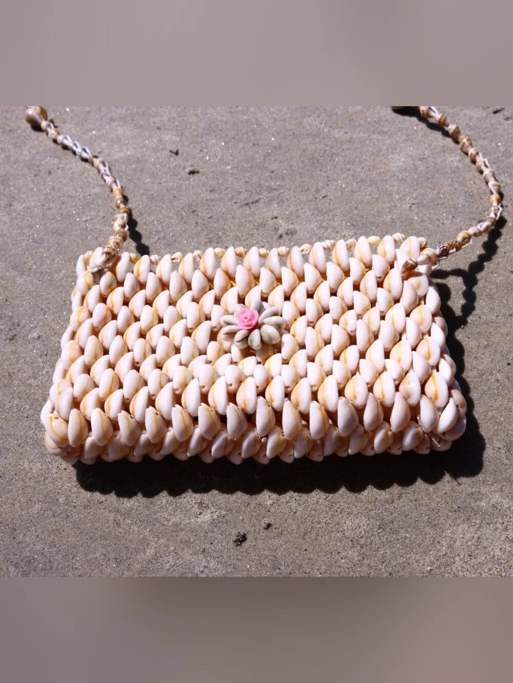 Handcrafted Cowrie Shell Crossbody Bag – Genuine Shell Purse